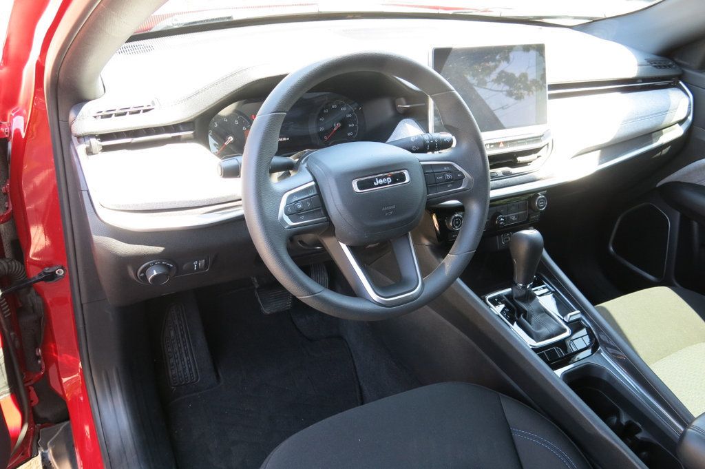 2024 Jeep Compass Sport 4x4 - 23027754 - 10
