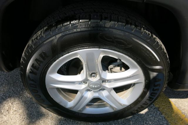 2024 Jeep Compass Sport 4x4 - 23027754 - 32