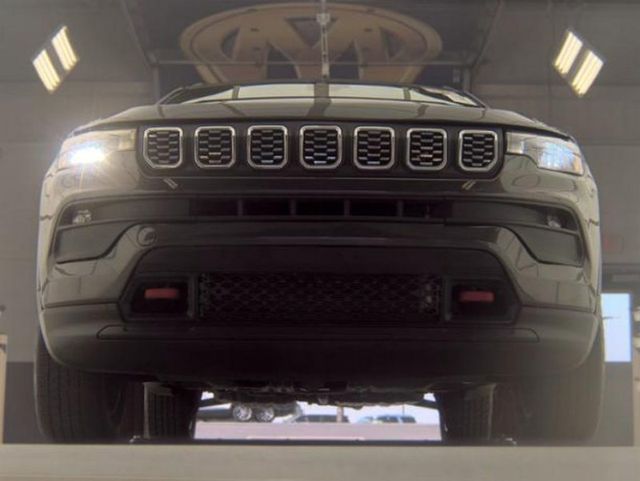 2024 Jeep Compass Trailhawk 4x4 - 23052329 - 3