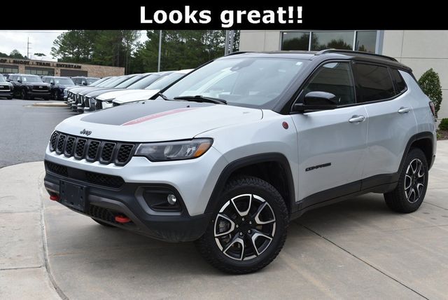 2024 Jeep Compass Trailhawk 4x4 - 22895736 - 0