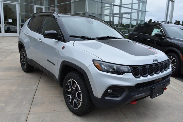 2024 Jeep Compass Trailhawk 4x4 - 22895736 - 9