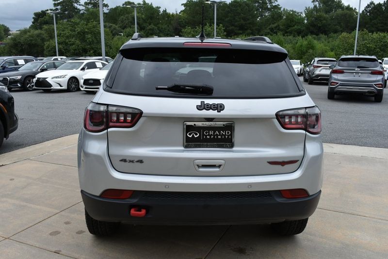2024 Jeep Compass Trailhawk photo 11