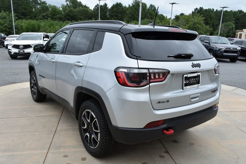2024 Jeep Compass Trailhawk photo 12