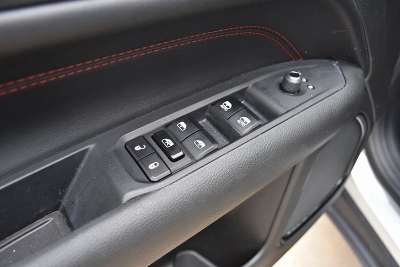 2024 Jeep Compass Trailhawk photo 29