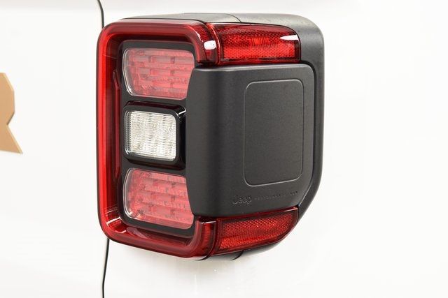 2024 Jeep Gladiator Mojave - 22870959 - 19