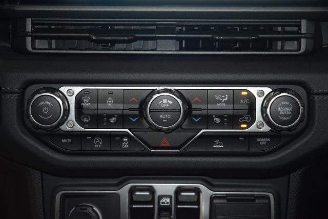 2024 Jeep Gladiator Mojave - 22870959 - 29