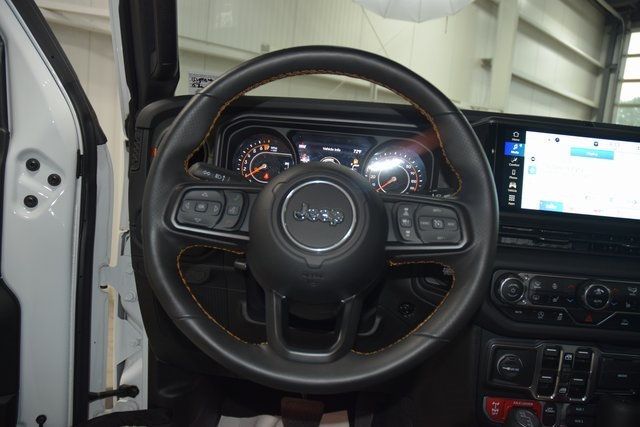 2024 Jeep Gladiator Mojave - 22870959 - 34