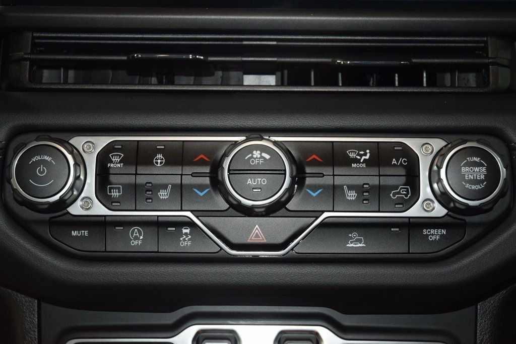 2024 Jeep Gladiator Mojave - 22965693 - 34