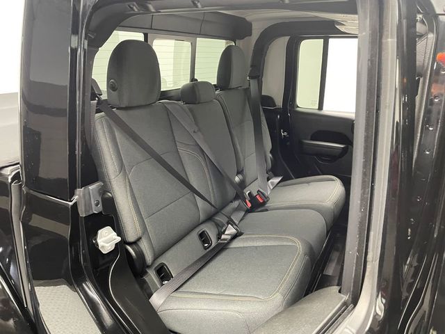 2024 Jeep Gladiator Nighthawk 4x4 - 22985157 - 38