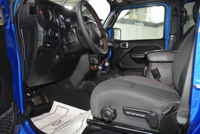 2024 Jeep Gladiator Rubicon - 22886197 - 32