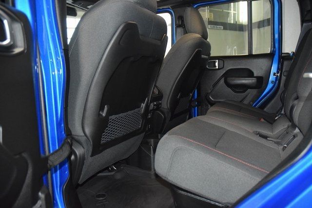 2024 Jeep Gladiator Rubicon - 22886197 - 33
