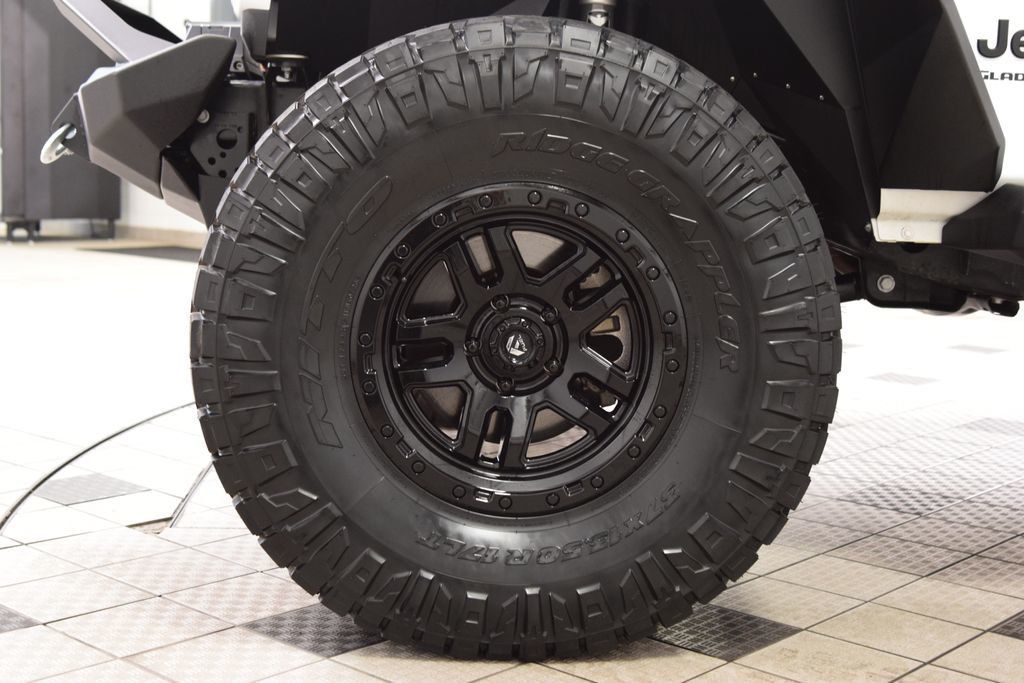 2024 Jeep Gladiator Sport - 22995360 - 24