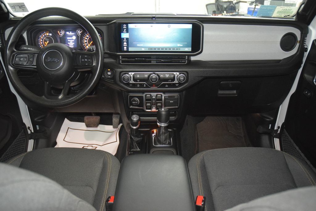 2024 Jeep Gladiator Sport - 22995360 - 28