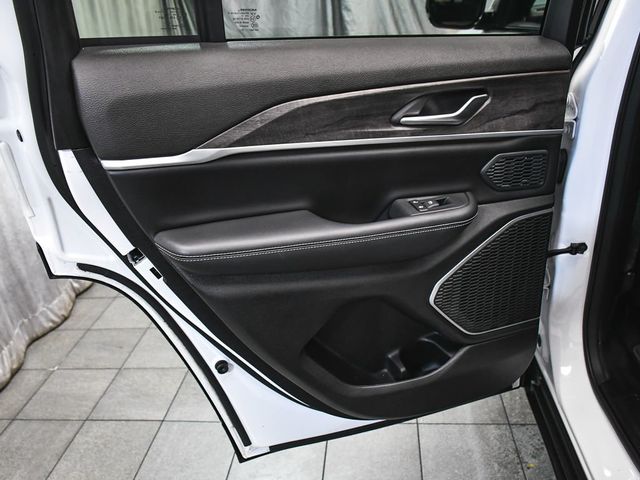 2024 Jeep Grand Cherokee 4xe - 23042885 - 11