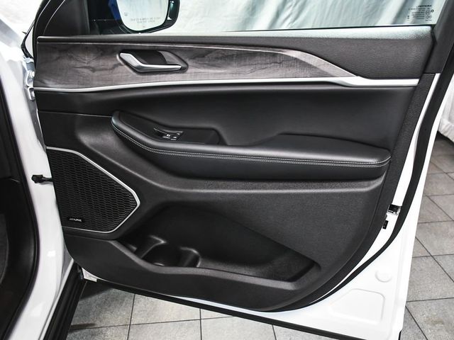 2024 Jeep Grand Cherokee 4xe - 23042885 - 13