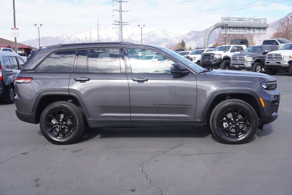 2024 Jeep Grand Cherokee ALTITUDE X - 22986349 - 11