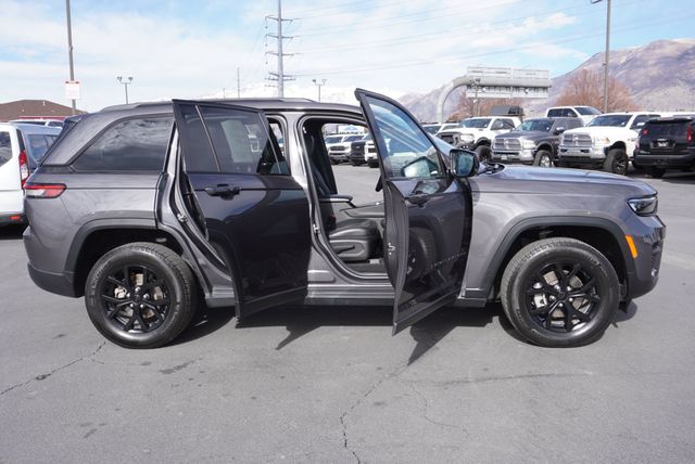 2024 Jeep Grand Cherokee ALTITUDE X - 22986349 - 26