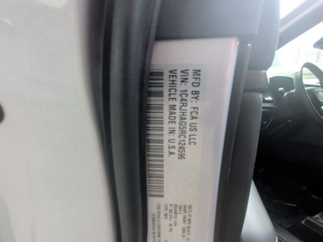 2024 Jeep Grand Cherokee LAREDO - 23045179 - 23