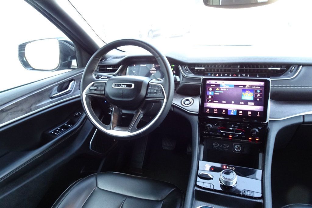 2024 Jeep Cherokee Limited 4xe photo 10