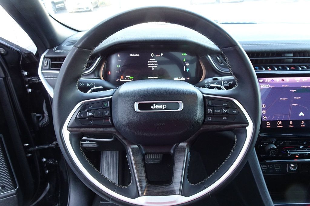 2024 Jeep Cherokee Limited 4xe photo 18