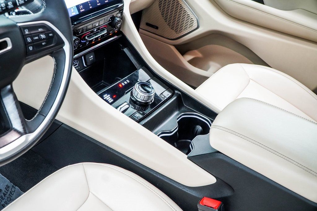 2024 Jeep Cherokee Limited 4xe photo 16