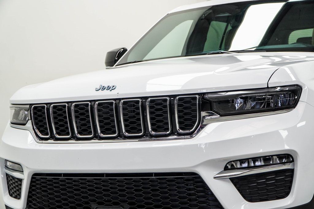 2024 Jeep Cherokee Limited 4xe photo 2