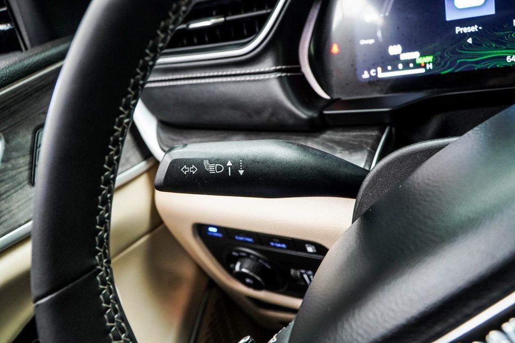 2024 Jeep Cherokee Limited 4xe photo 34