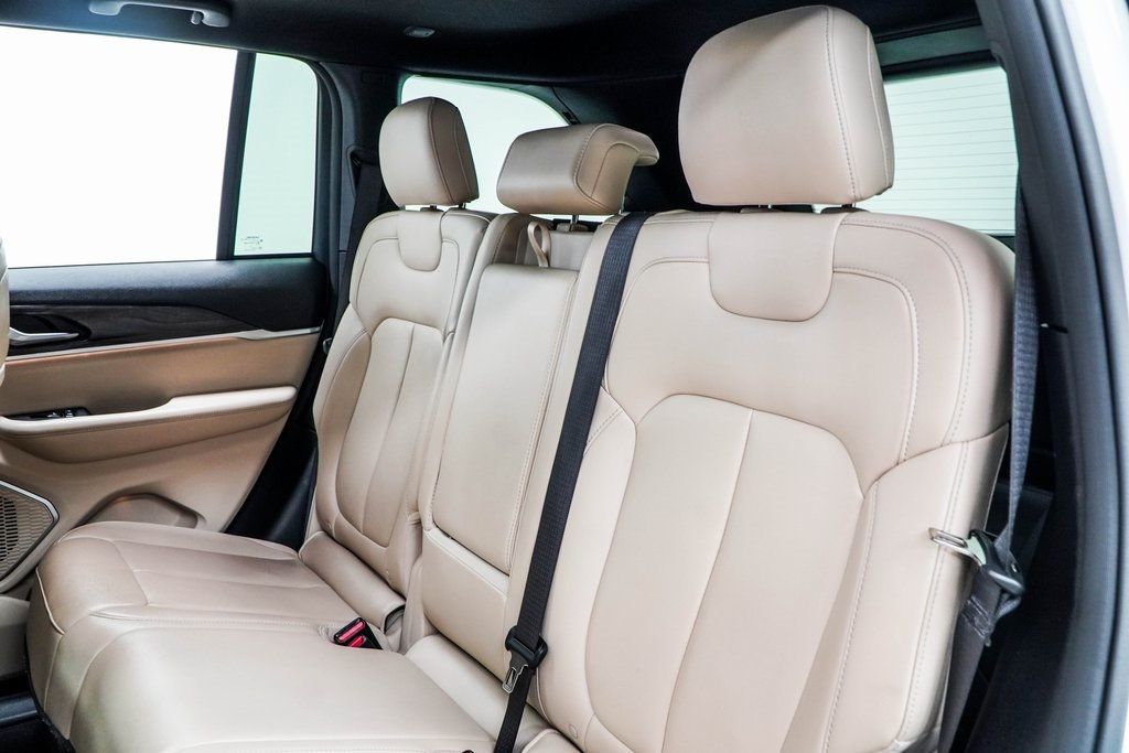 2024 Jeep Cherokee Limited 4xe photo 40