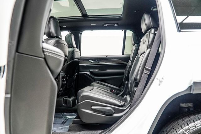 2024 Jeep Grand Cherokee L Limited 4x4 - 22902885 - 39