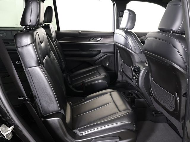 2024 Jeep Grand Cherokee L Limited 4x4 - 22985139 - 39