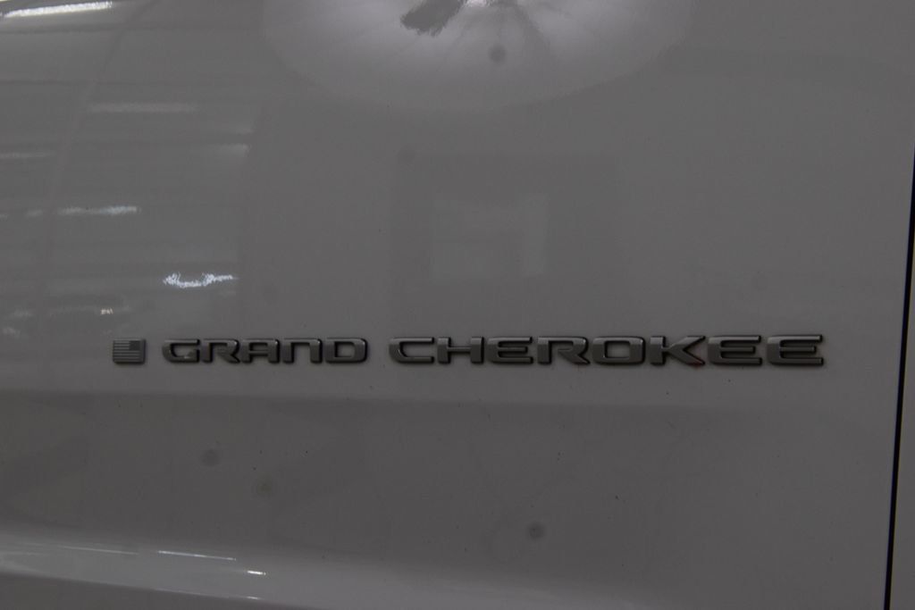 2024 Jeep Grand Cherokee L Overland 4x4 - 23018278 - 15