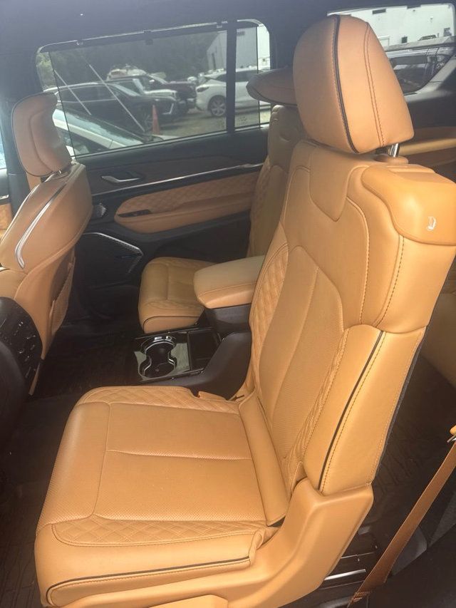 2024 Jeep Grand Cherokee L Summit - 23038679 - 16