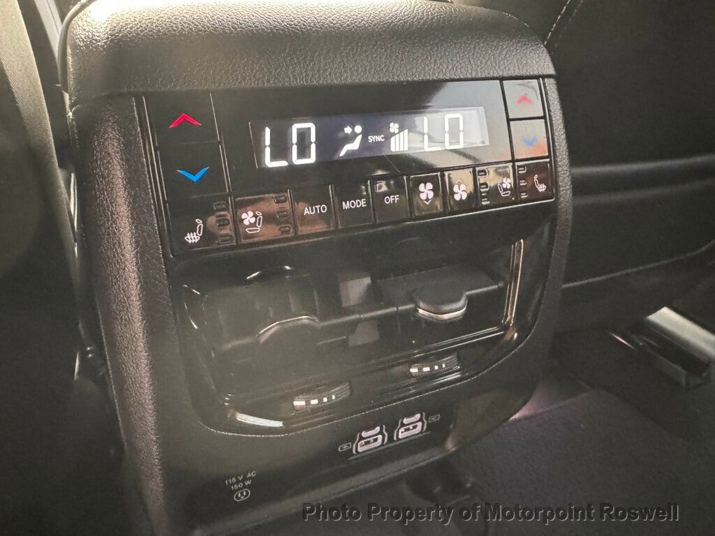 2024 Jeep Grand Cherokee L Summit Reserve photo 10