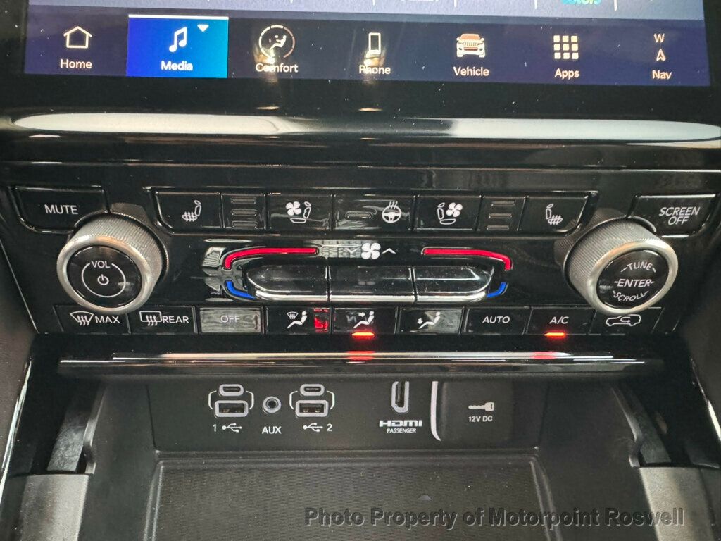 2024 Jeep Grand Cherokee L Summit Reserve photo 18