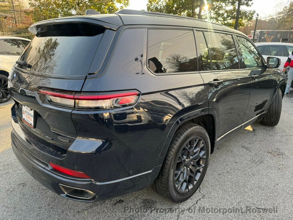 2024 Jeep Grand Cherokee L Summit Reserve photo 2