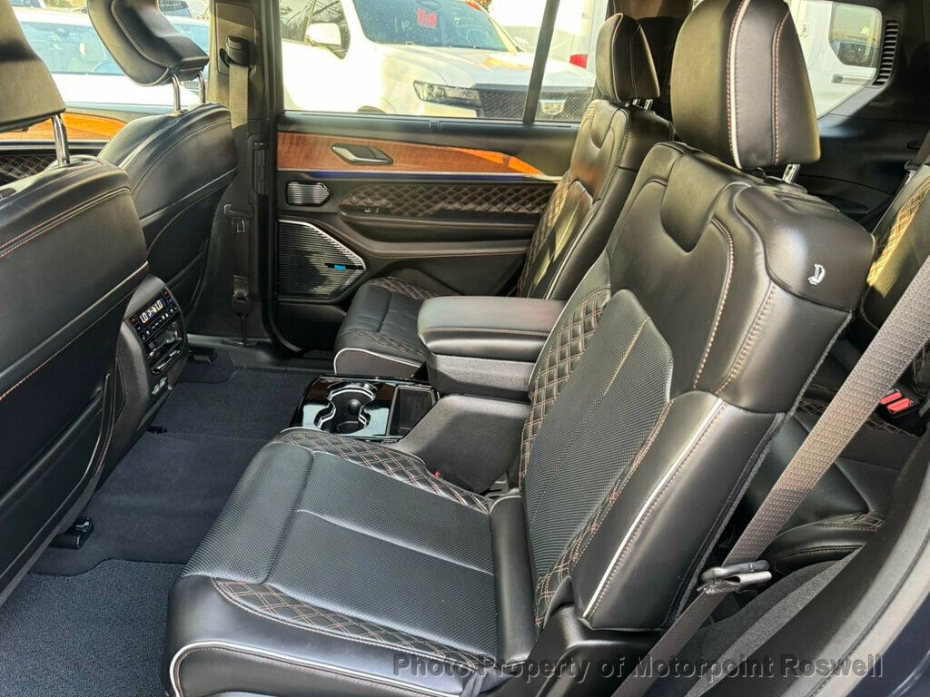 2024 Jeep Grand Cherokee L Summit Reserve photo 6