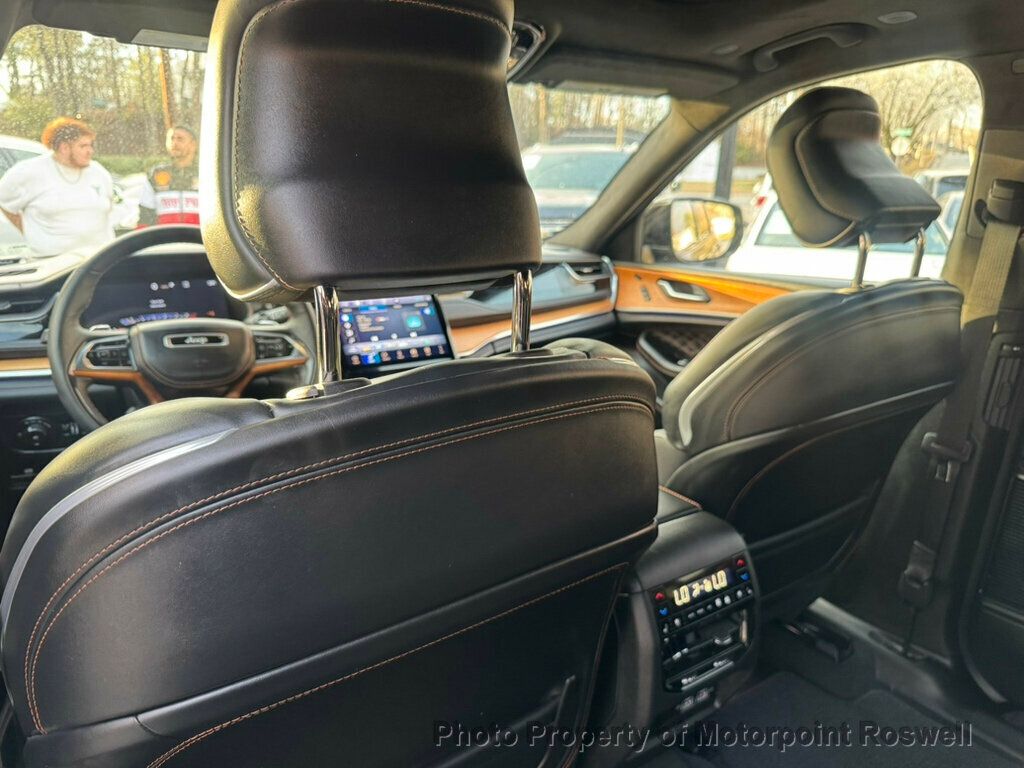 2024 Jeep Grand Cherokee L Summit Reserve photo 8