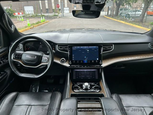 2024 Jeep Grand Wagoneer L HEADS-UP DISPLAY!! BLIND-SPOT!! PWR BOARDS! PANO ROOF!!!! P - 23070496 - 43