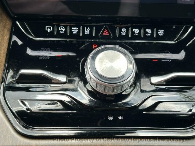 2024 Jeep Grand Wagoneer L HEADS-UP DISPLAY!! BLIND-SPOT!! PWR BOARDS! PANO ROOF!!!! P - 23070496 - 76