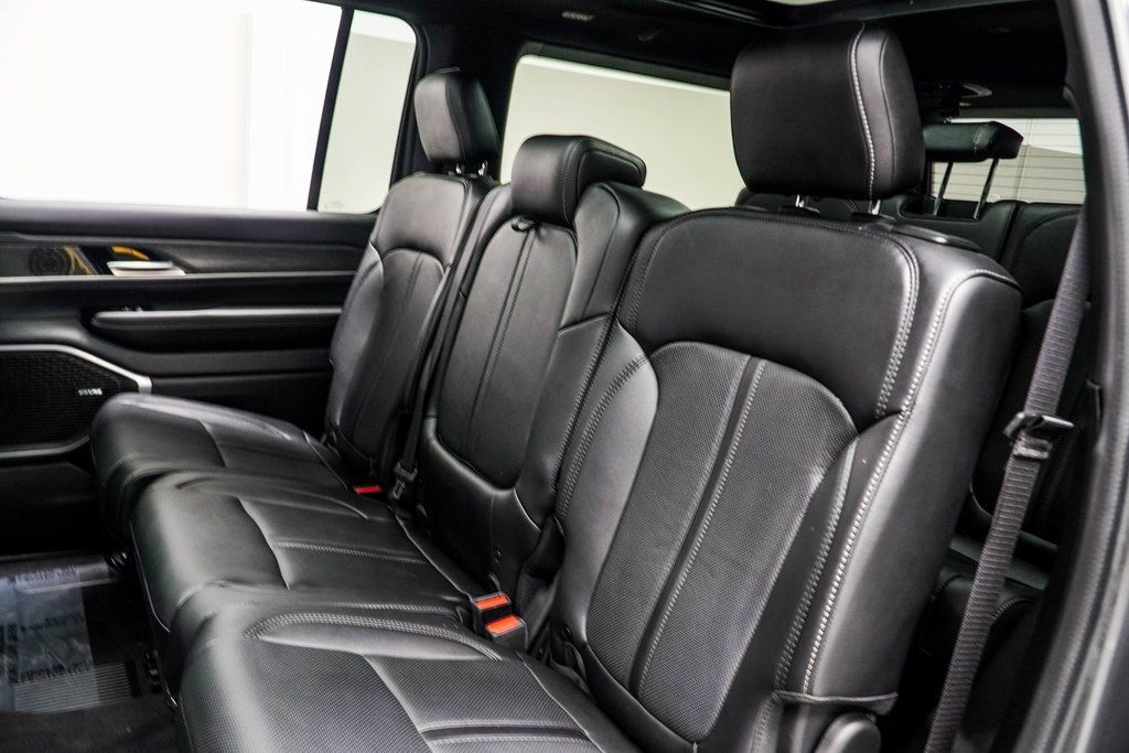 2024 Jeep Wagoneer Series II photo 36