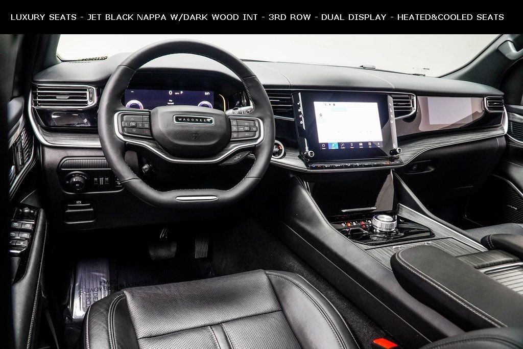 2024 Jeep Wagoneer Series II photo 5