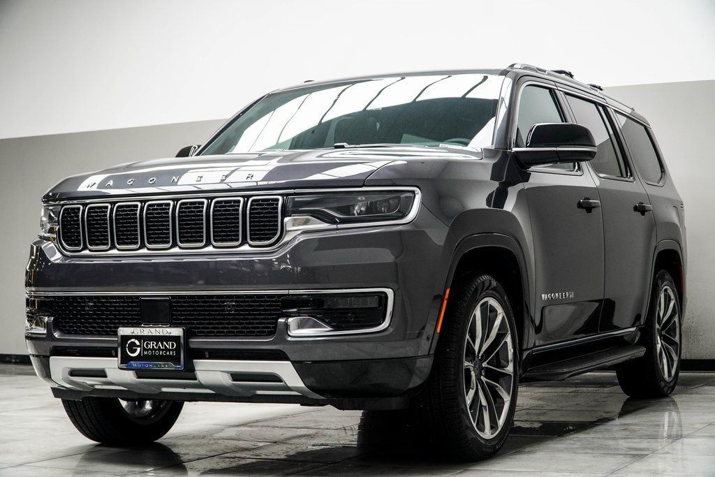 2024 Jeep Wagoneer Series II photo 8