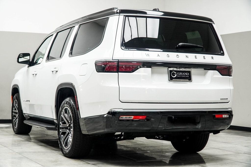 2024 Jeep Wagoneer Series II photo 10