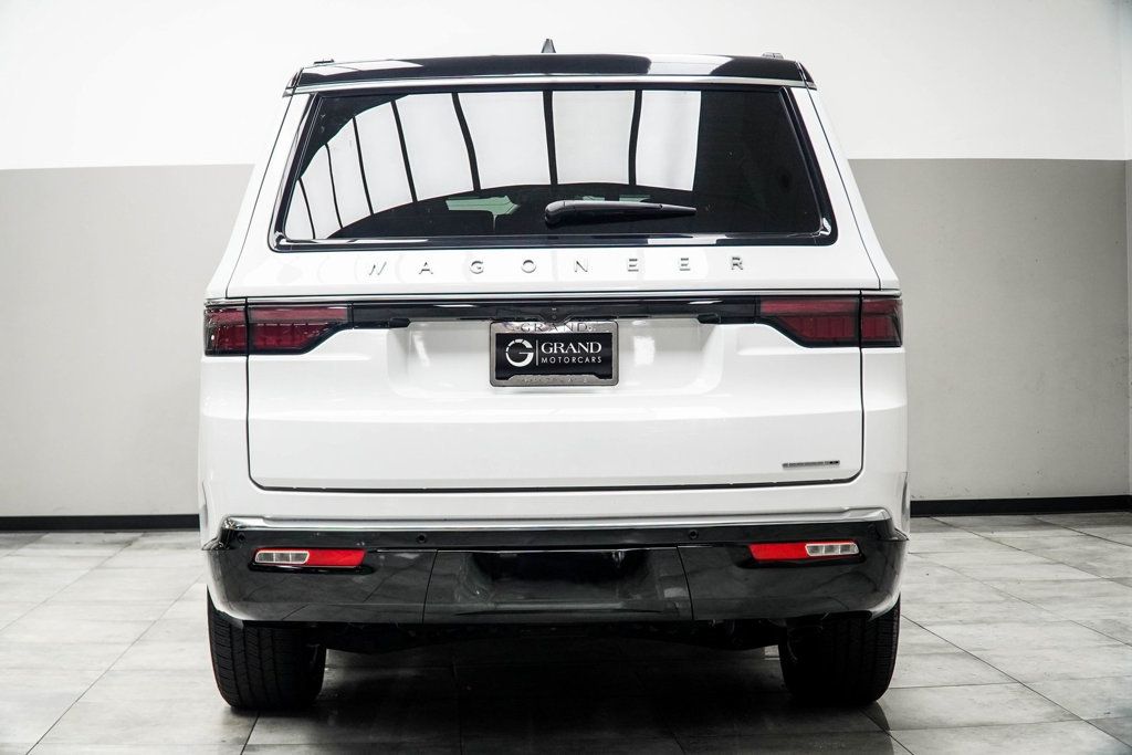 2024 Jeep Wagoneer Series II photo 11