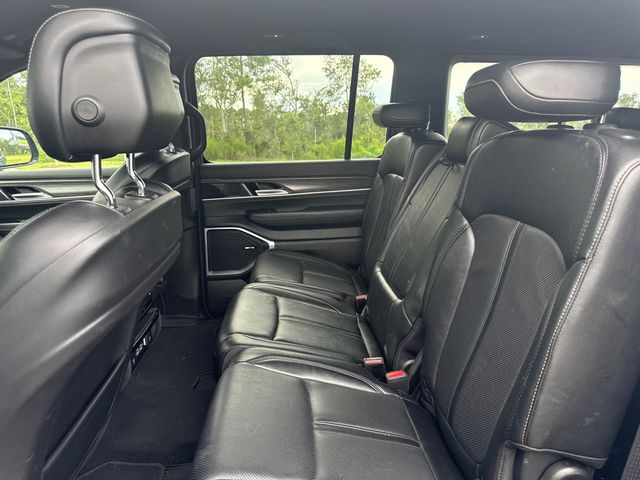2024 Jeep Wagoneer SERIES II - 23063647 - 11