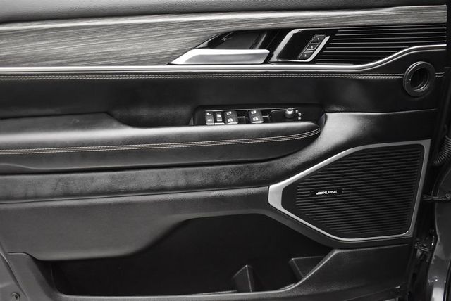 2024 Jeep Wagoneer Series II 4x4 - 22938893 - 9