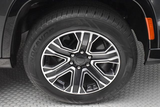 2024 Jeep Wagoneer Series II 4x4 - 22938893 - 38