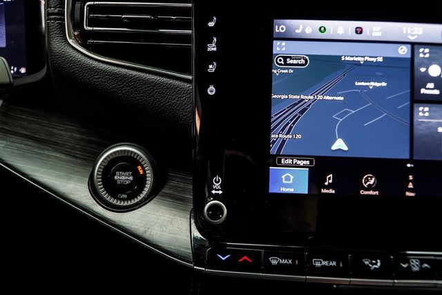 2024 Jeep Wagoneer L Series II - 22896656 - 24