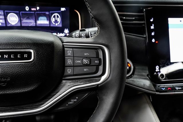 2024 Jeep Wagoneer L Series II - 22972495 - 36