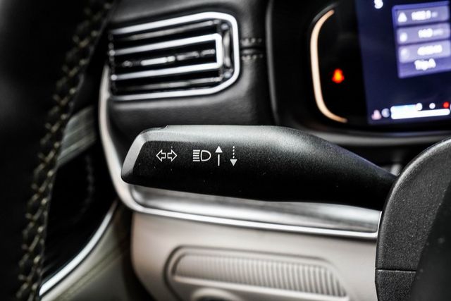 2024 Jeep Wagoneer L Series II - 22972495 - 39